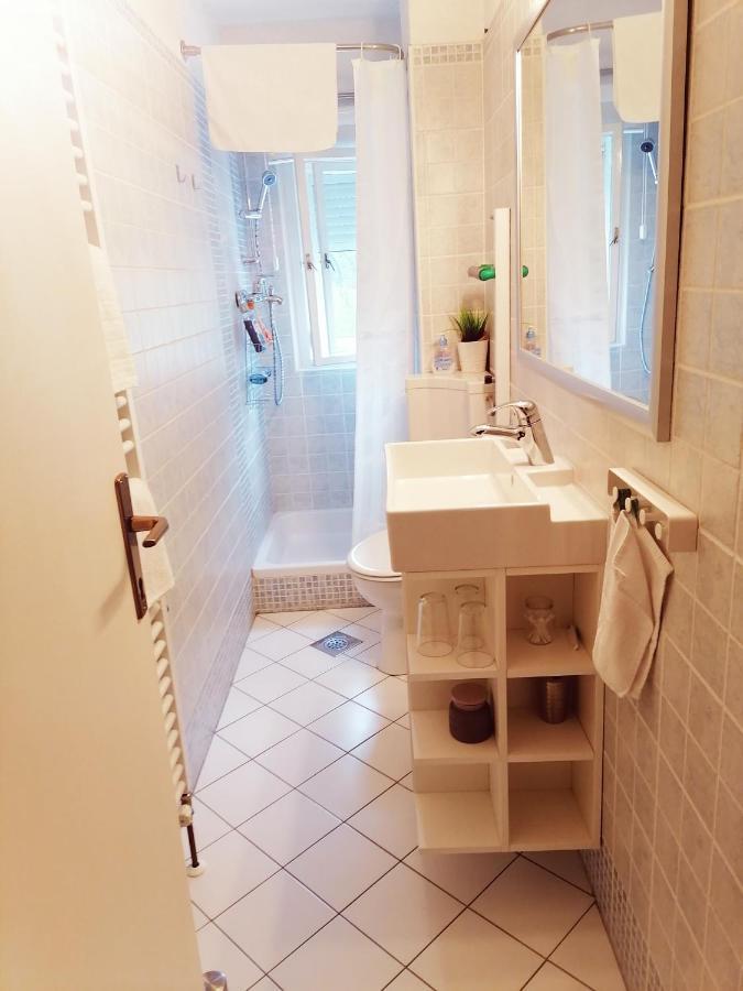 Holiday Home Modric Оточац Екстер'єр фото